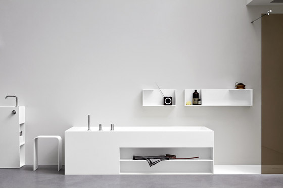 Unico Bathtub | Bathtubs | Rexa Design