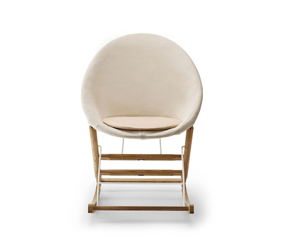 AB001 Rocking Nest Chair | Armchairs | Carl Hansen & Søn