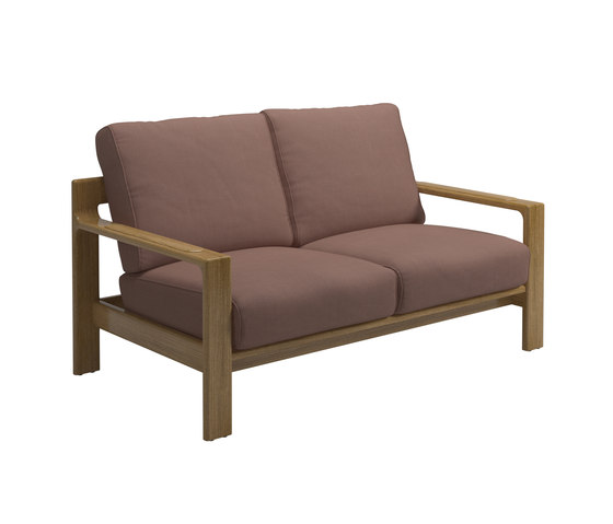 Loop 2-Seater Sofa | Sofas | Gloster Furniture GmbH