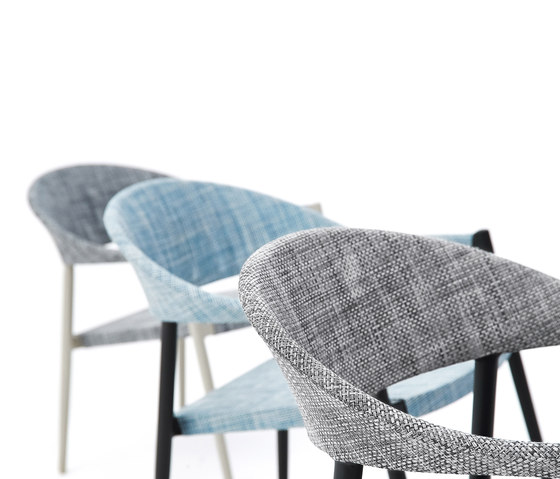 Clever lounge armchair | Armchairs | Varaschin