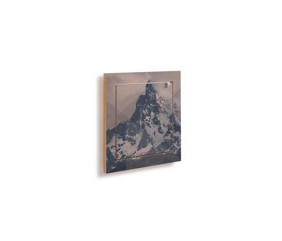 Fläpps Shelf 40x40-1 | Puerto Natales by Joe Mania | Estantería | Ambivalenz
