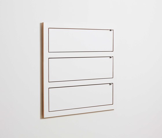 Fläpps Shelf 80x80-3 | White | Shelving | Ambivalenz