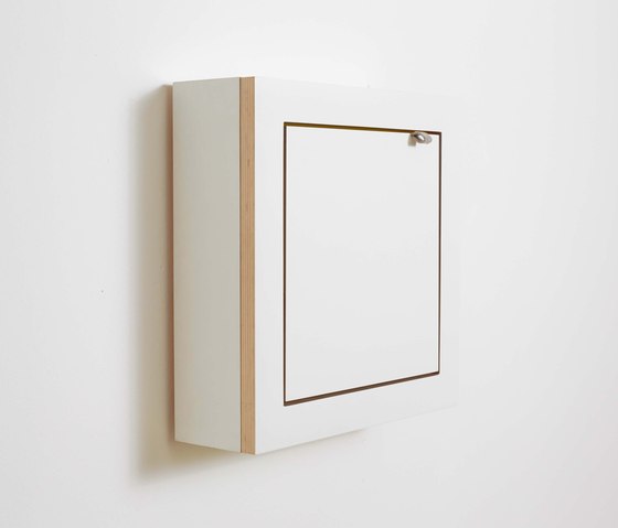 Fläpps Schminktänk Vanity Cabinet | White (With Lighting) | Mirrors | Ambivalenz