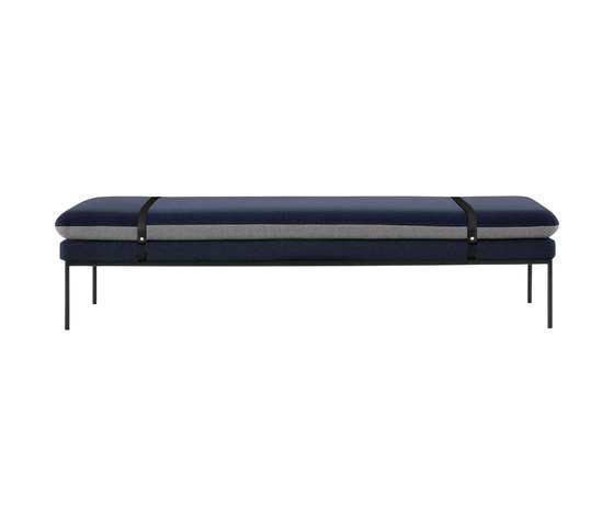 Turn Daybed - Wool - Blue/Light Grey - Black Leather Straps | Lits de repos / Lounger | ferm LIVING