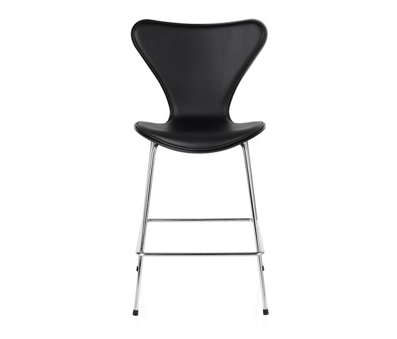 Series 7™ | Counter stool | 3187 | Front upholstred | Chromed base | Tabourets de bar | Fritz Hansen