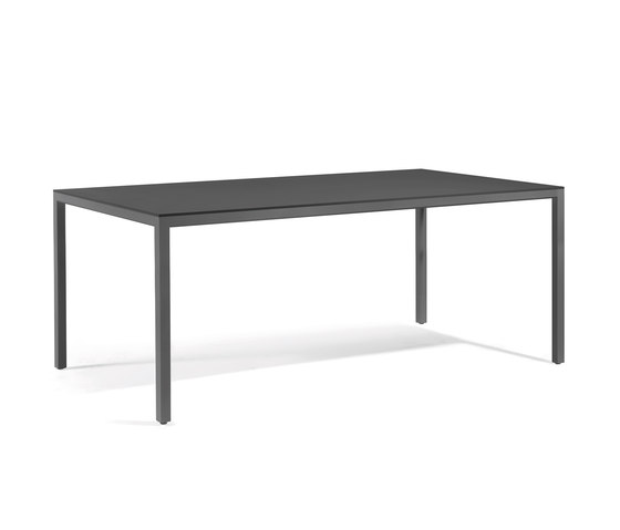 Quarto low bar table | Consolle | Manutti