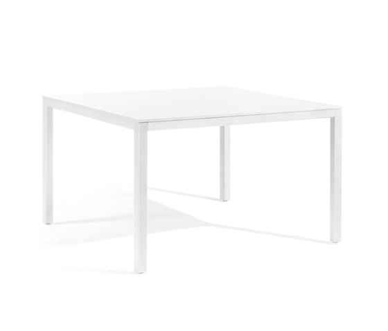 Quarto low dining table | Dining tables | Manutti