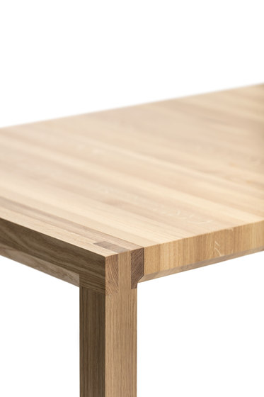 Chop table | Dining tables | TON A.S.