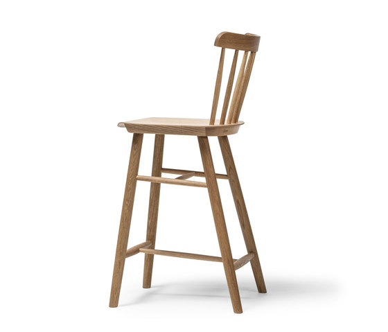 Ironica barstool low | Bar stools | TON A.S.