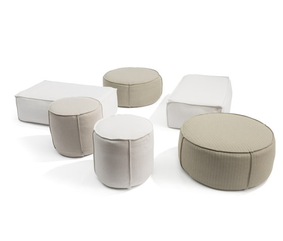 Touch | Poufs | Manutti