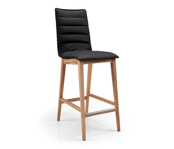 Font | Bar stools | Discalsa