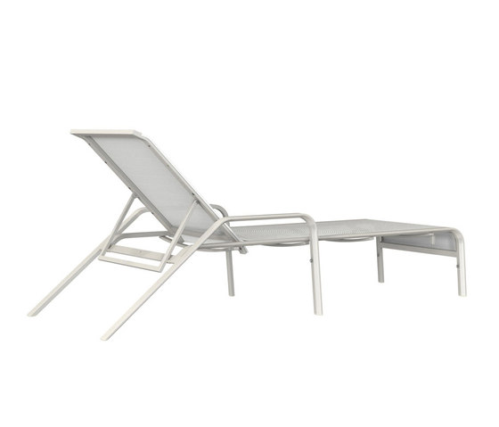 ZEPHYR CHAISE LOUNGE WITH ARMS | Sun loungers | JANUS et Cie