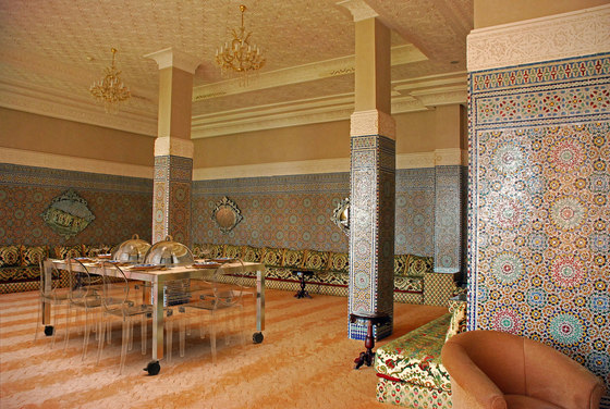 Dining table ‘Riyad‘ | Ouzi chafer | Mesas comedor | La Tavola