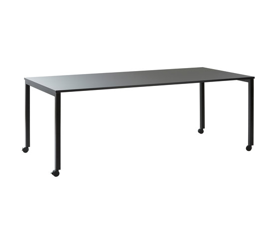Panton Move Table | FENIX Black | Tavoli contract | Verpan