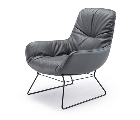Leya | Lounge Chair with wire frame | Armchairs | FREIFRAU MANUFAKTUR