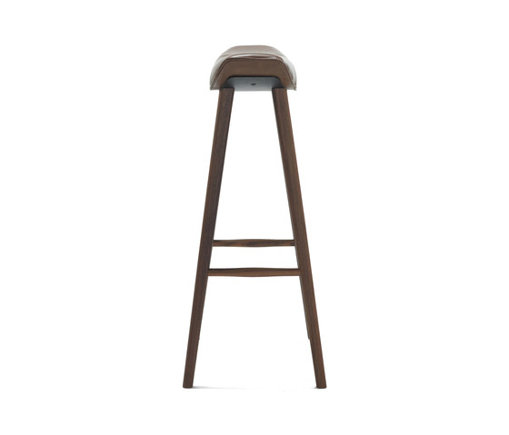 Kya | Barstool with wooden frame | Taburetes de bar | FREIFRAU MANUFAKTUR