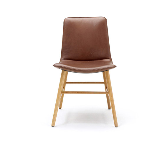 Amelie | Fashion with wooden frame round | Chairs | FREIFRAU MANUFAKTUR