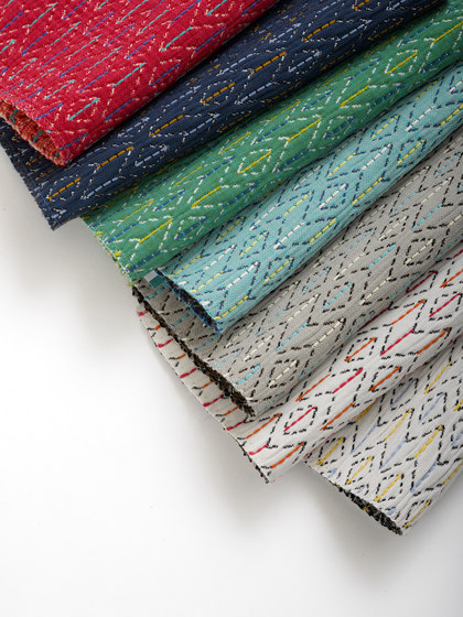 Running Stitch Through Pollack | Möbelbezugstoffe | Bella-Dura® Fabrics