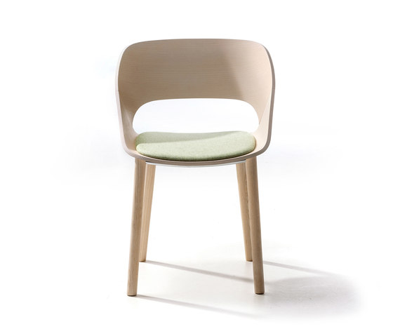 Kabira Wood 4WL | Chairs | Arrmet srl