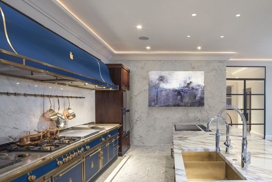 TAILOR MADE KITCHENS | SAPPHIRE BLUE KITCHEN | Fitted kitchens | Officine Gullo