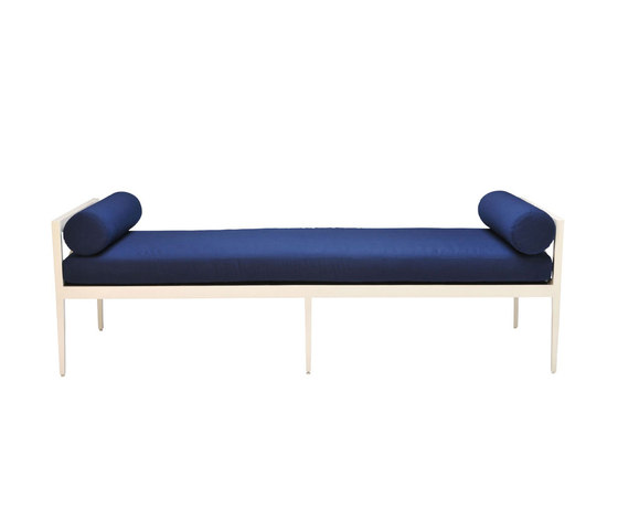 AZIMUTH CROSS BACKLESS BENCH | Benches | JANUS et Cie