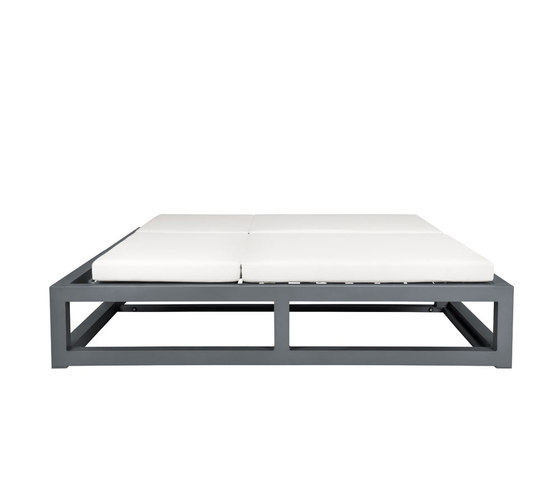 DUO BACKLESS DAYBED SQUARE | Lettini giardino | JANUS et Cie