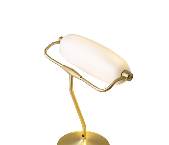 Banker's Desk Light, Satin Brass | Lámparas de sobremesa | Original BTC