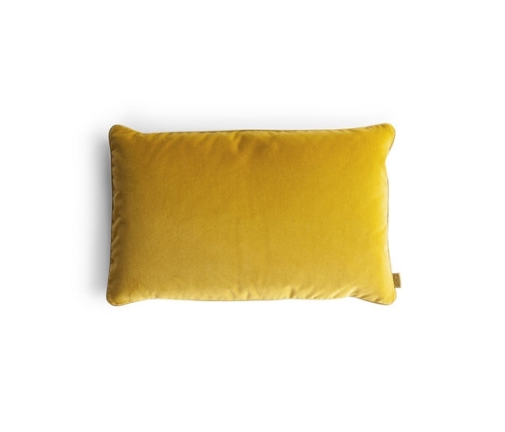 Decorative Cushions | Kissen | Poltrona Frau
