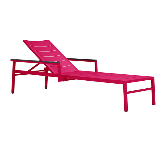 DUO CHAISE LOUNGE WITH ARMS | Sun loungers | JANUS et Cie