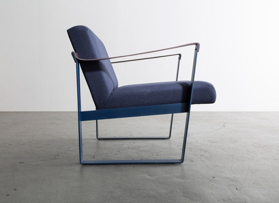 Strap | Lounge Chair | Poltrone | David Gaynor Design