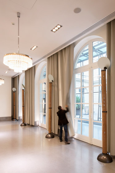 Acoustic curtains | Sound absorbing fabric systems | Texaa®