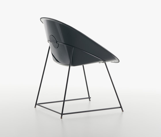 CUP ARMCHAIR - Chairs from Plank | Architonic