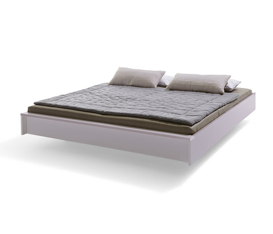 Flai Bed lacquered white aluminum | Beds | Müller small living