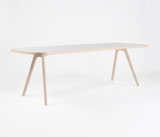 WOGG 43 Table | ash natural | Dining tables | WOGG