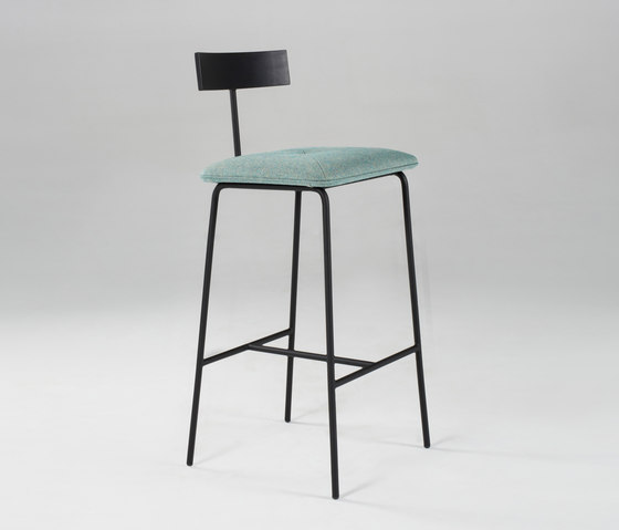 Tip Toe Bar Chair | Bar stools | Wendelbo