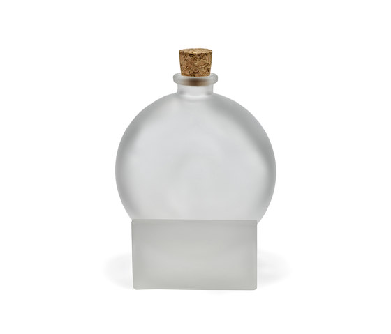 bottle of spices | transparent frosted | Sal & Pimienta | valerie_objects