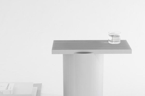 Vent Table Aluminium | Beistelltische | tre product