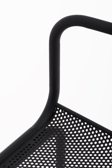 Nasz Chair Black | Stühle | tre product