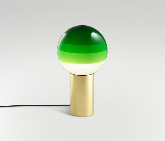 Dipping Light Green-Brushed Brass | Tischleuchten | Marset