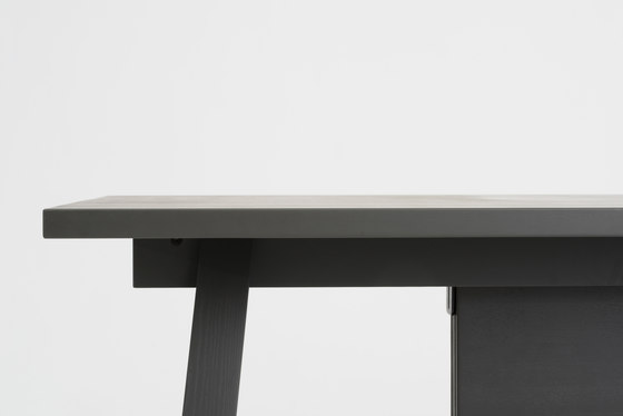 Piano Table Ash Grey | Tavoli pranzo | tre product
