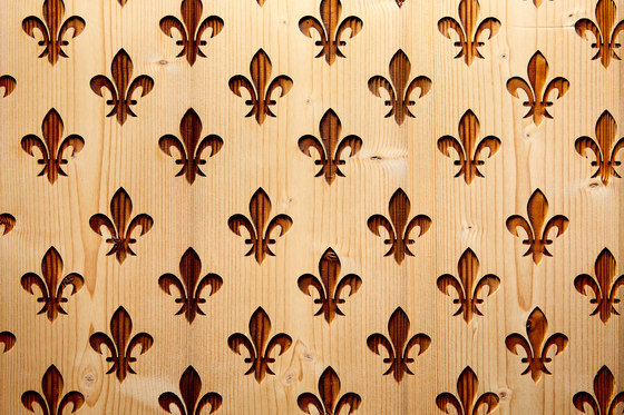 Lilie Negativ | Wood panels | strasserthun.