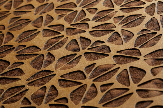 Louis | Wood panels | strasserthun.
