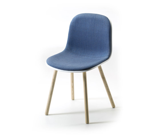 Máni Plastic 4WL | Chairs | Arrmet srl