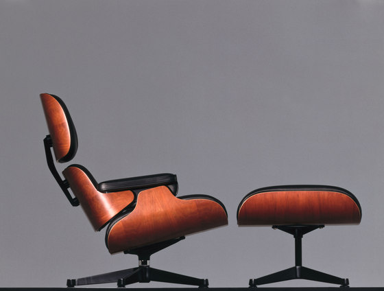 Lounge Chair & Ottoman | Poltrone | Vitra
