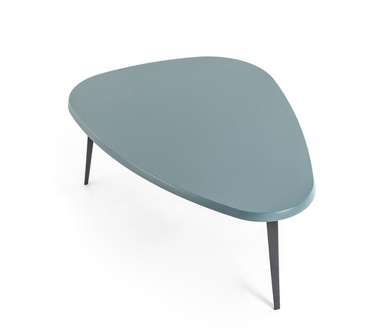 527 Mexique by Cassina | Dining tables