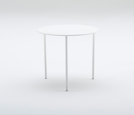 Helio | Coffee tables | Davis Furniture