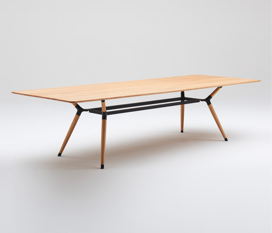 X2 | Dining tables | Davis Furniture