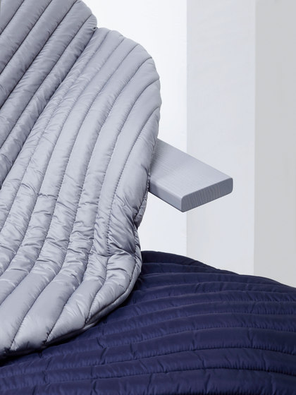 Quindici Lounge with Pillow blue | MC15 | Sessel | Mattiazzi