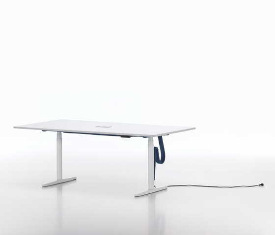 Tyde single tables | Tavoli contract | Vitra