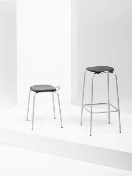 Forcina Stool | MC16 | Bar stools | Mattiazzi